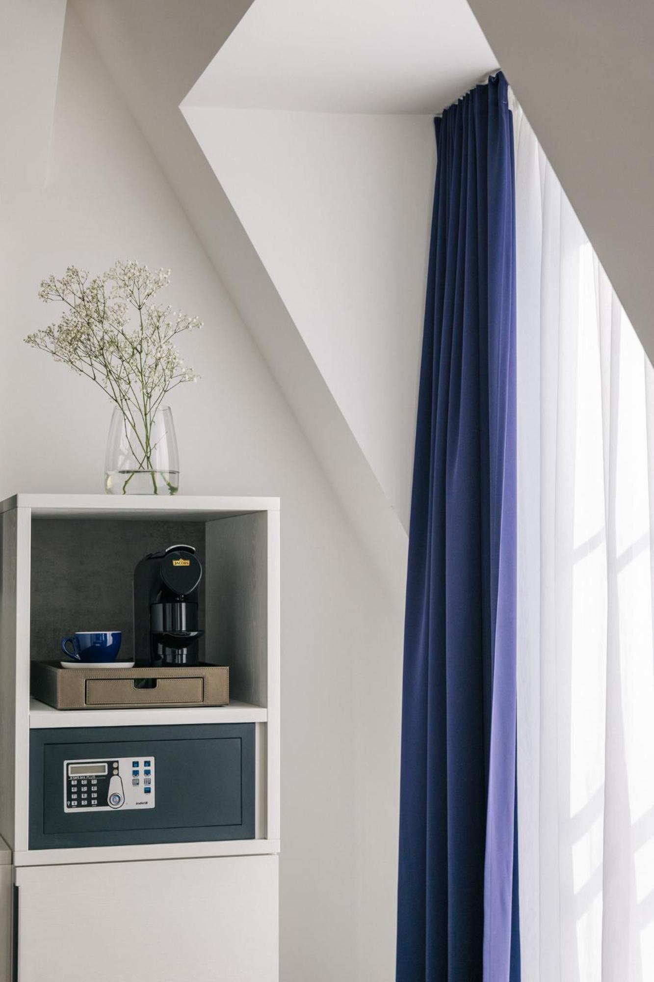 Homaris East Side Berlim Exterior foto