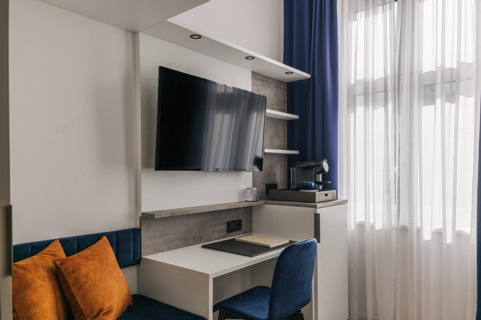 Homaris East Side Berlim Exterior foto