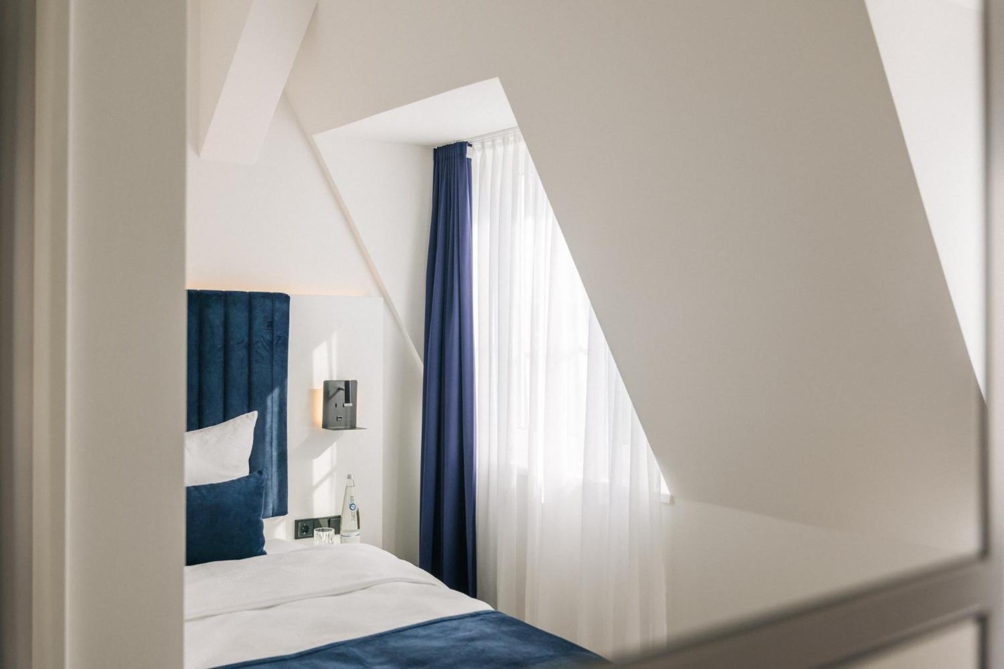 Homaris East Side Berlim Exterior foto